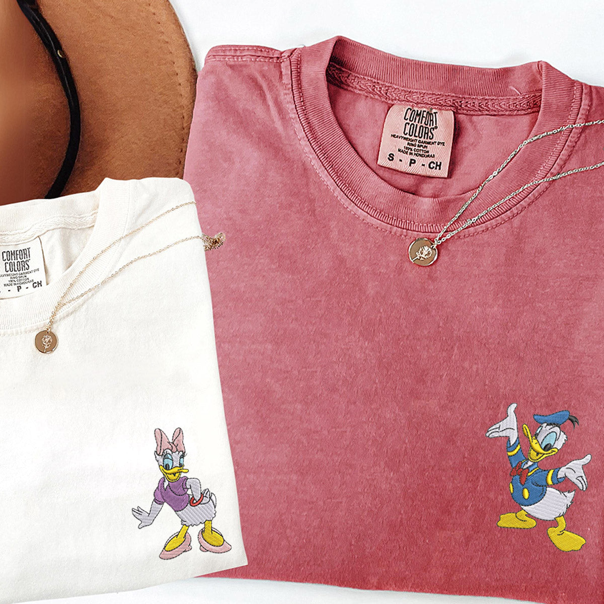 Custom Embroidered Cartoon Duck Lovely Matching T-shirts for Couples