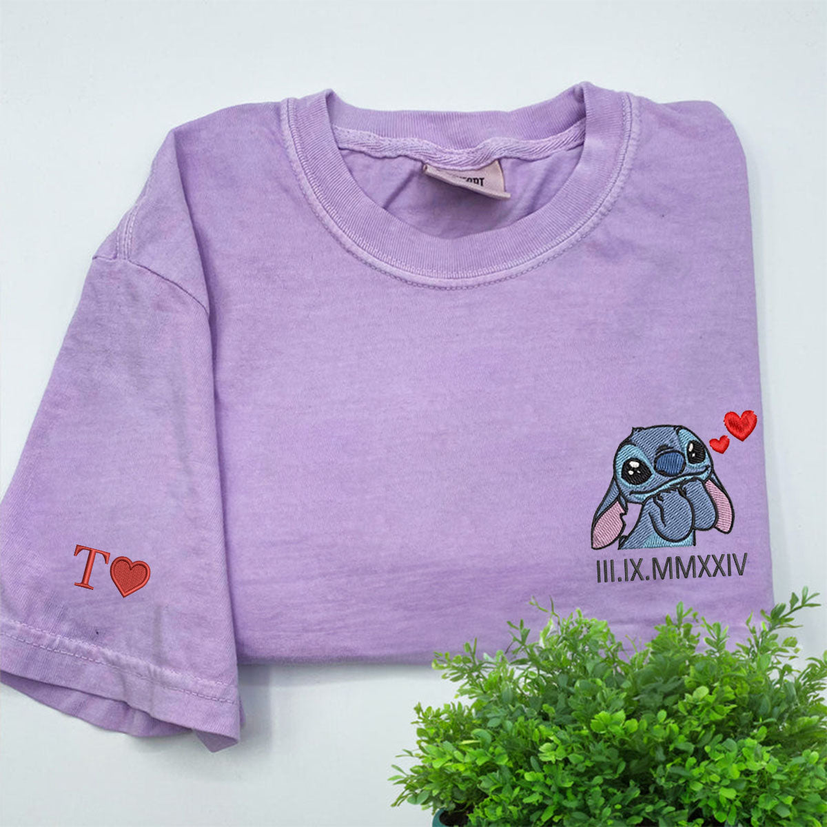 Custom Embroidered Cute Cartoon Alien Couple Roman Numeral T-shirts