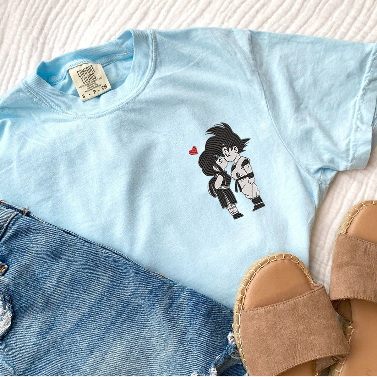 Custom Embroidered Cute Cartoon Couple Hug Matching T-shirts for Couples