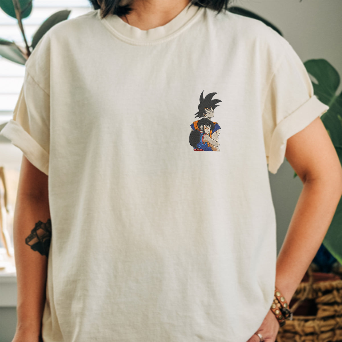 Custom Embroidered Cute Cartoon Couple Hug Matching T-shirts for Couples