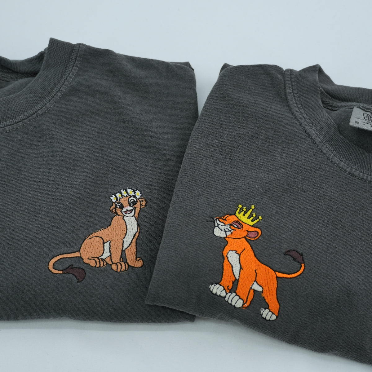 Custom Embroidered Cute Lion King and Queen T-shirts for Couples
