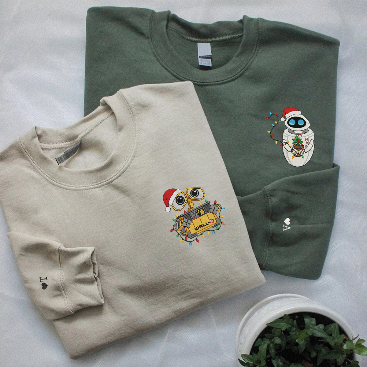 Custom Embroidered Cute Robot Pair Merry Xmas Sweatshirt, Festive Winter Style Matching for Couples