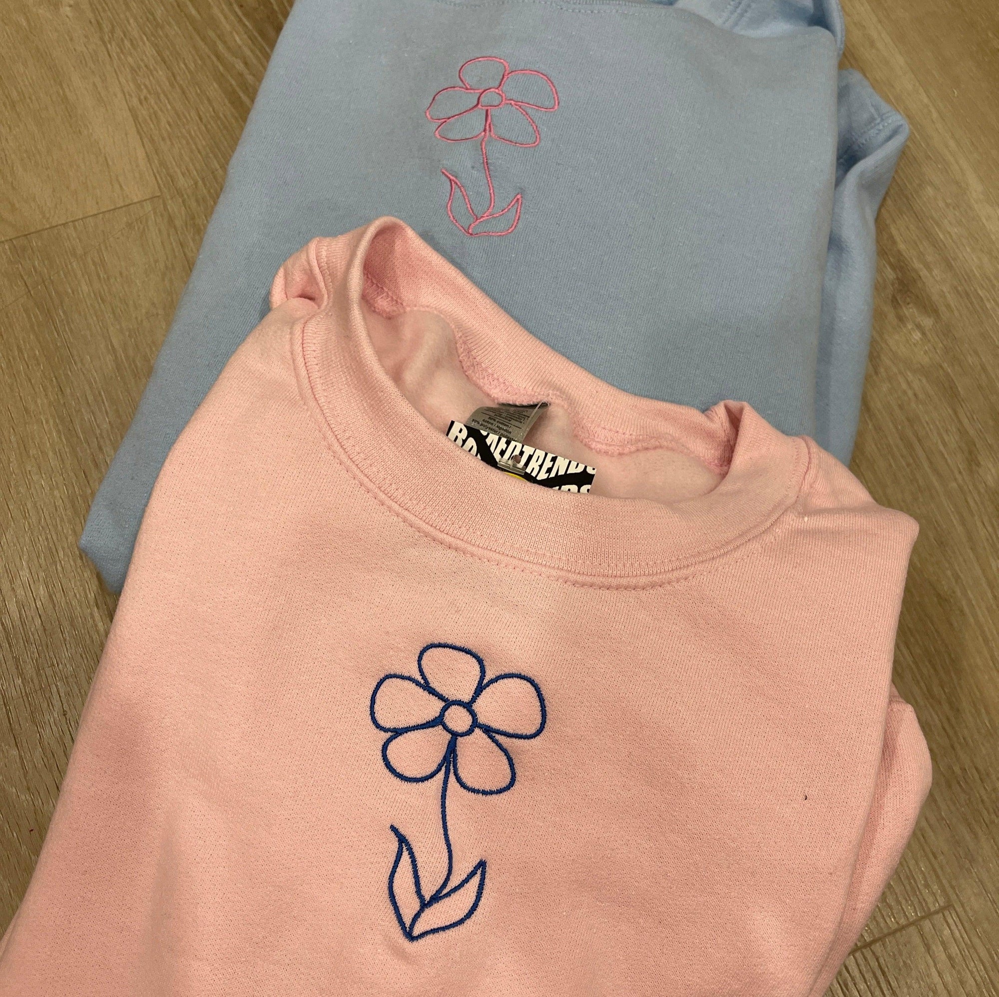 Custom Flower Embroidered Matching Set Couple Sweatshirt Hoodies